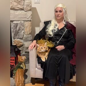 Game of Thrones Daenerys Women’s Costume size large